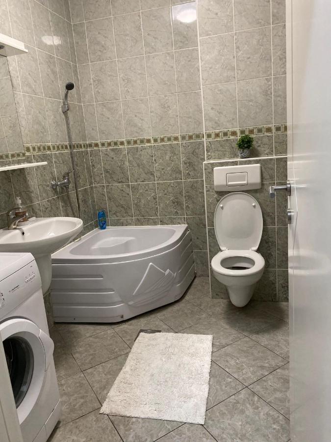 נובי סאד Apartman Ns Dan Centar מראה חיצוני תמונה