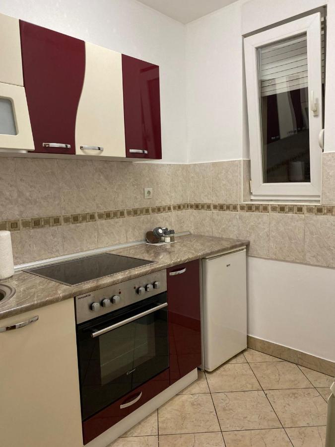 נובי סאד Apartman Ns Dan Centar מראה חיצוני תמונה